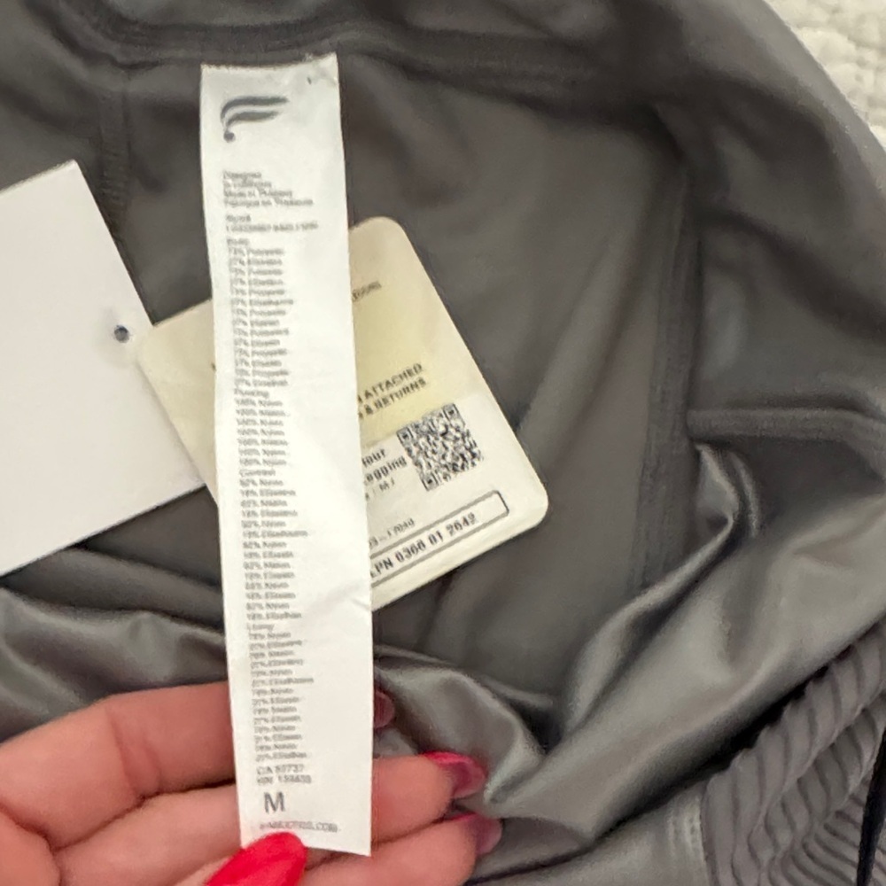 Fabletics grey shine High-Waisted Leggings - Picture 3 of 4